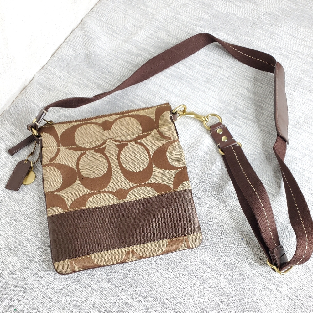 Coach Brown Signature Swingpack Crossbody | Soft Adjustable Strap | Authentic
